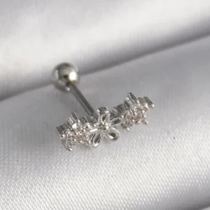 Utterly Good 316L Çelik Zirkon Taşlı Çiçek Tragus Piercing Gümüş