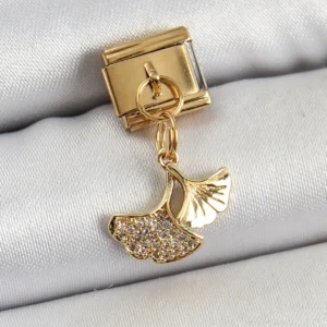 Utterly Good Balık Kuyruğu Charm Zirkon Taşlı 316L Çelik Gold Sallantılı