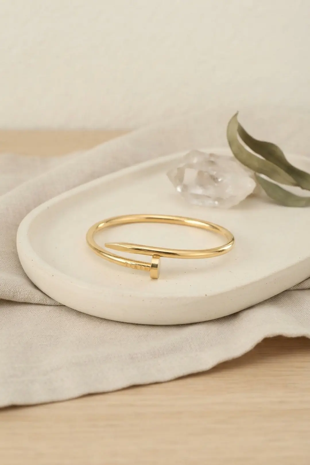 Utterly Good Bayan Bileklik 316L Çelik Gold Renk Çivi Model