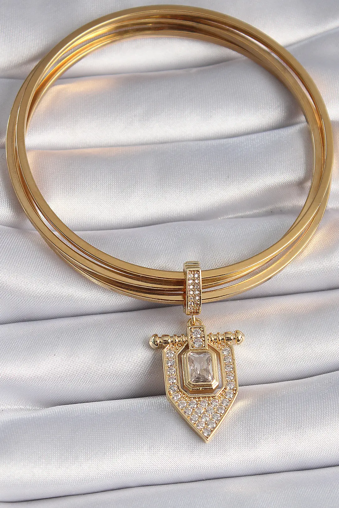 Utterly Good Bayan Bileklik Pirinç Gold Baget Zirkon Taşlı Ajda Charm