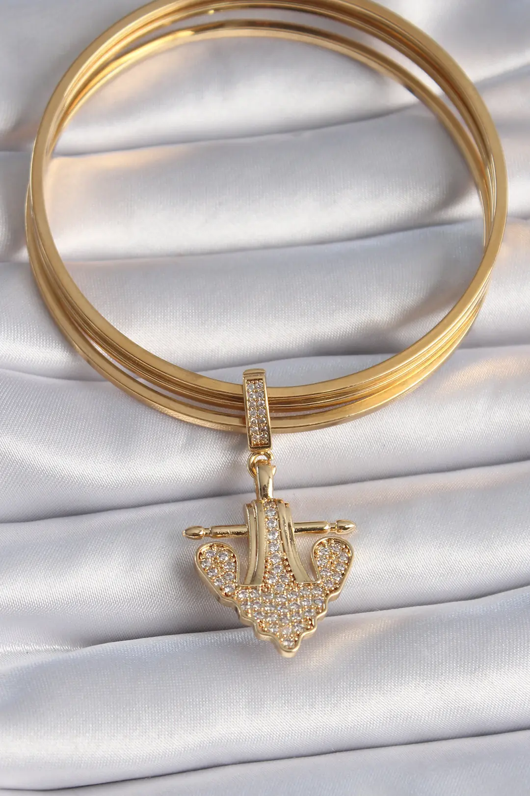 Utterly Good Bayan Bileklik Çapa Model Gold Zirkon Taşlı Pirinç