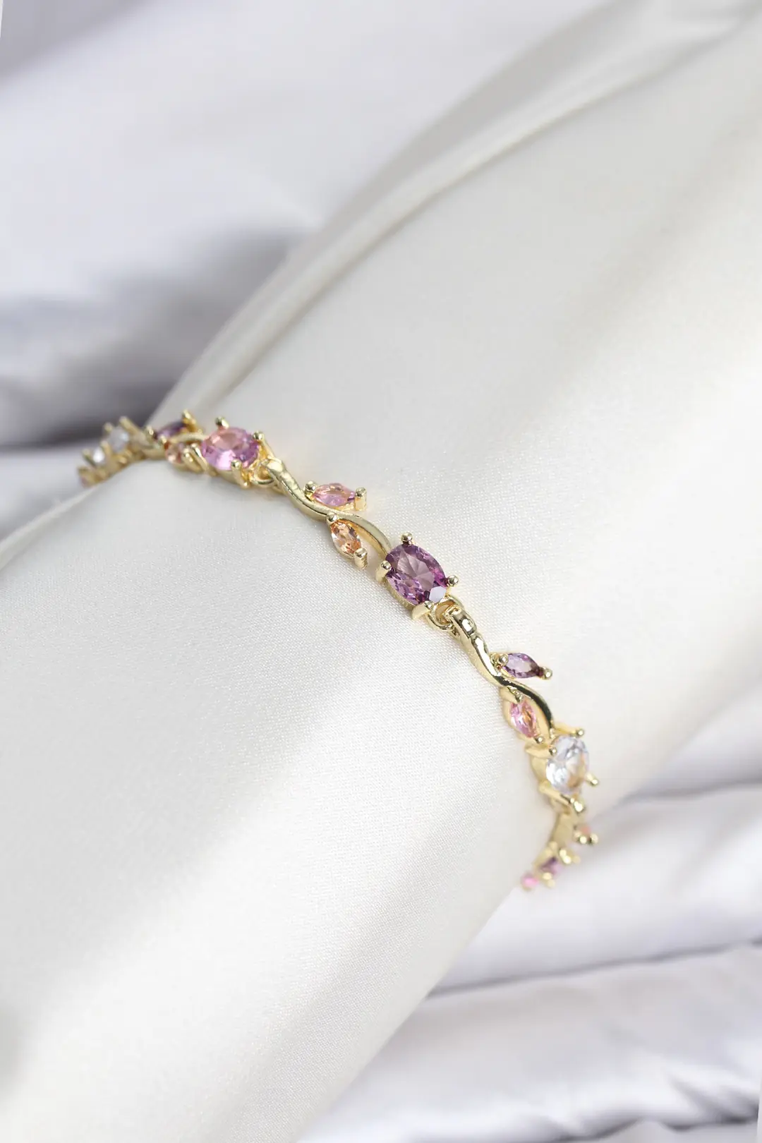 Utterly Good Gold Kaplama Bileklik Pembe Mor Zirkon Taşlı Çiçek Model