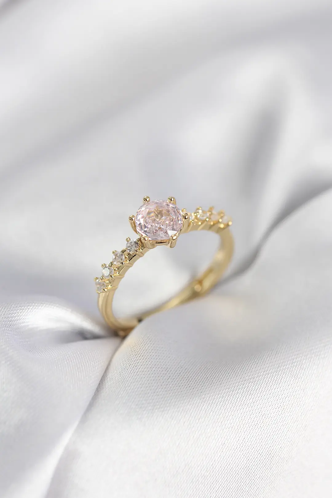 Utterly Good Gold Kaplama Pembe Zirkon Taşlı Tek Taş Kadın Yüzük