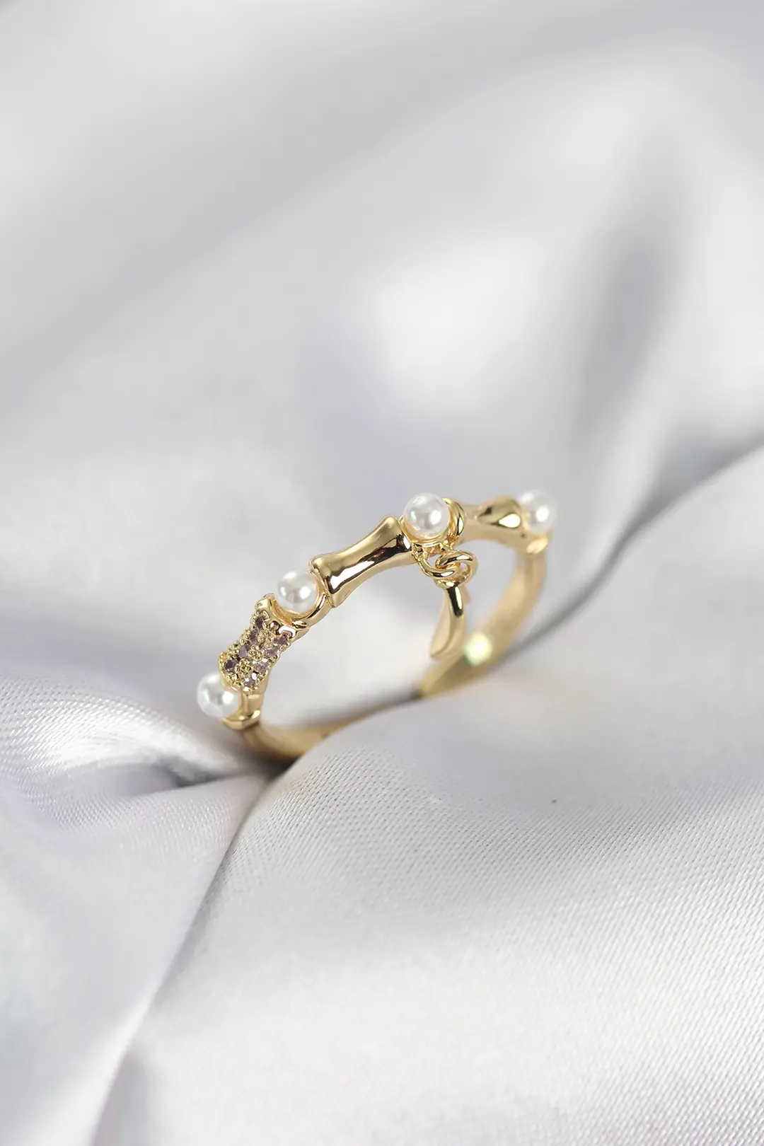Utterly Good Gold Kaplama Sallantılı Kemik Model Zirkon Taşlı Kadın Yüzük