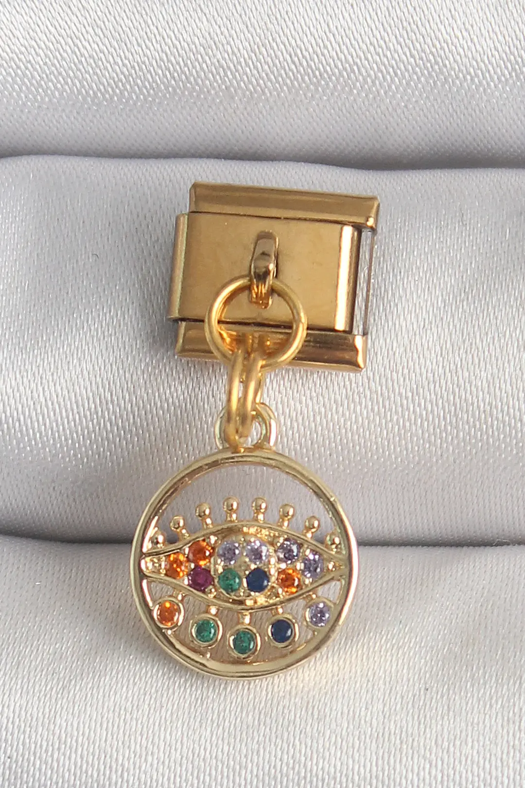 Utterly Good Gold Renk Göz Model Sallantılı Zirkon Taşlı Charm