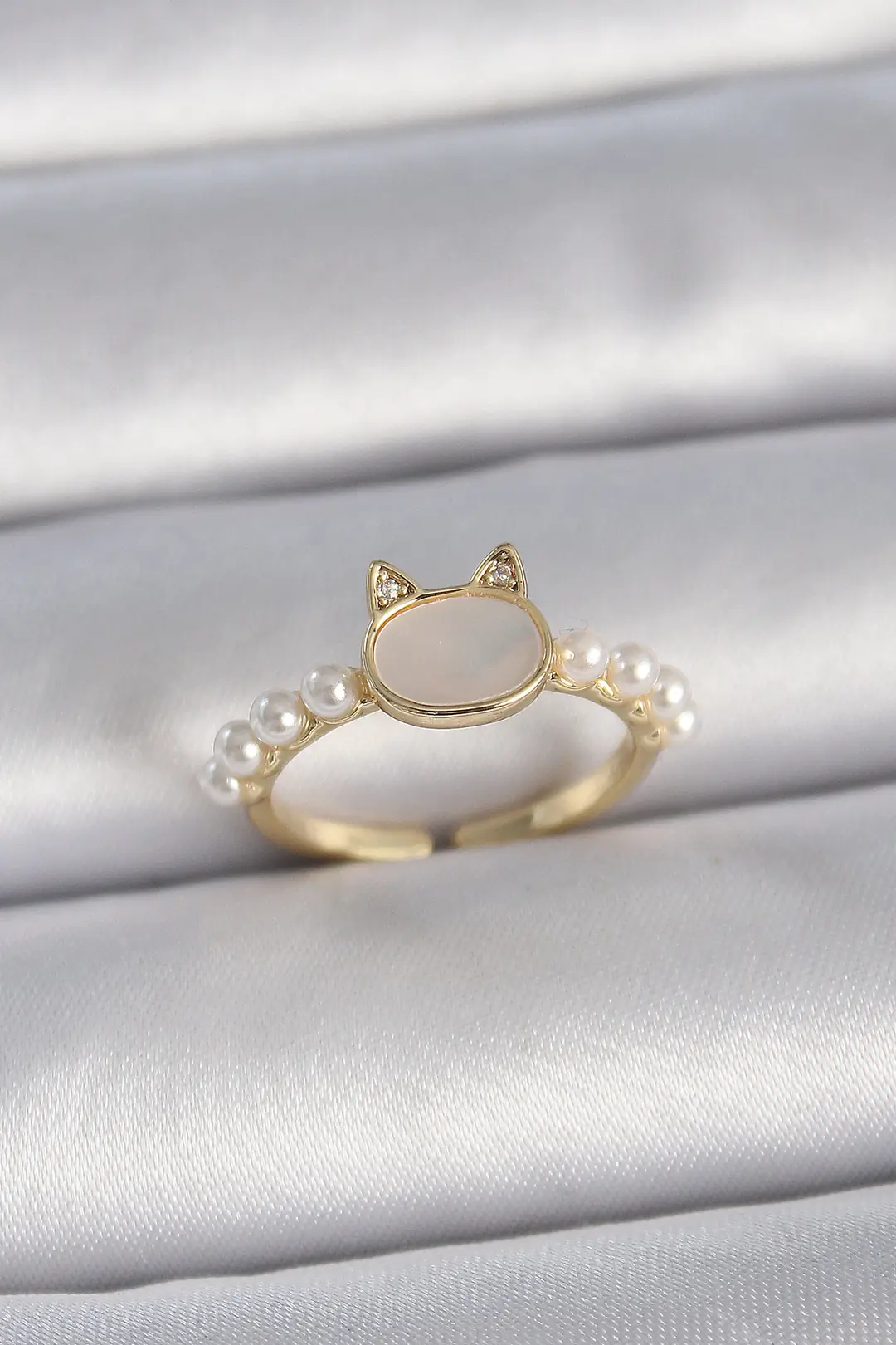 Utterly Good Gold Renk Kedi Model Ayarlanabilir İnci Detaylı Kadın Yüzük
