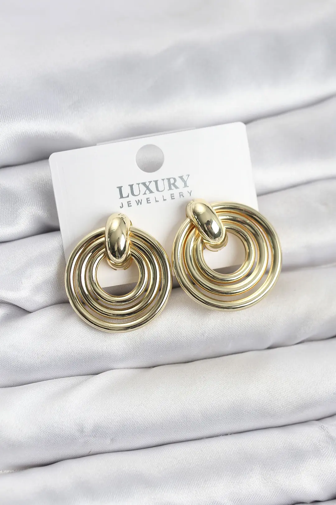 Utterly Good Gold Renk Pirinç Vintage Kadın Küpe Altın Kaplama