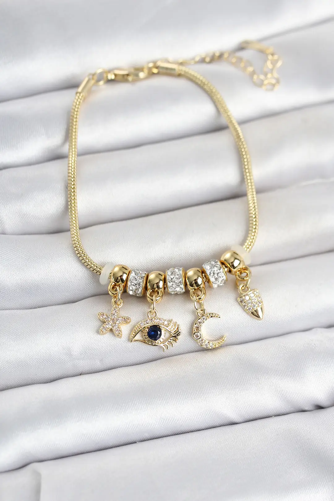 Utterly Good Göz Detaylı Charm Bileklik Altın Kaplama Zirkon Taşlı