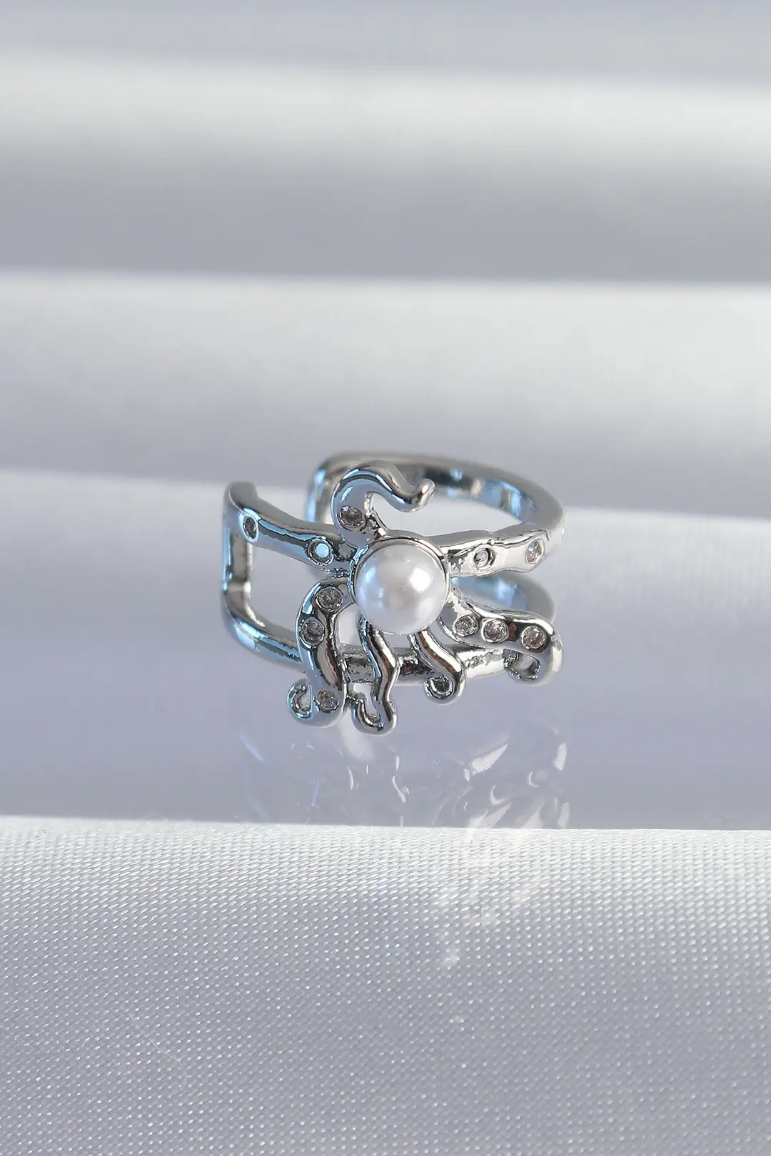 Utterly Good Gümüş Renk İncili Ahtapot Earcuff Küpe Pirinç Kulak Manşeti