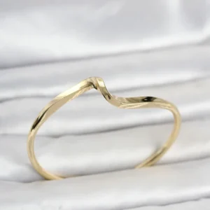Utterly Good Kadın Bileklik Gold Renk Pirinç Zikzak Model Altın Kaplama