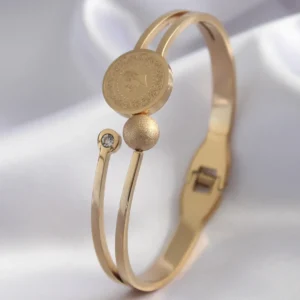 Utterly Good Kadın Kelepçe Bileklik Gold Zirkon Taş Detaylı 316L Çelik