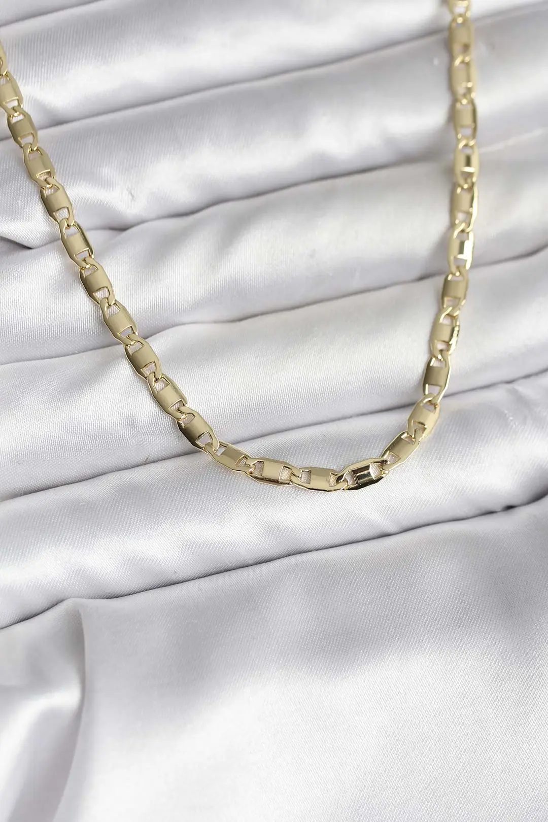 Utterly Good Kadın Kolye 14K Gold Kaplama Ezme Model Zincir Plaka
