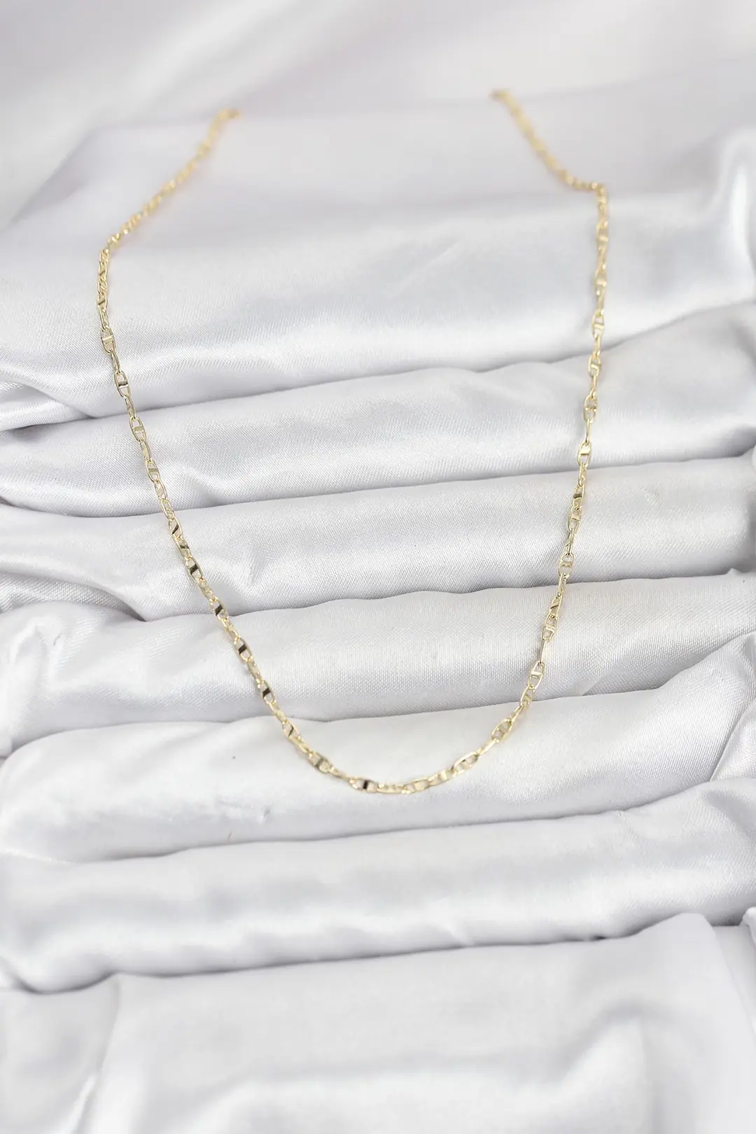 Utterly Good Kadın Kolye 14K Gold Renk Pirinç Gemi Zinciri Model