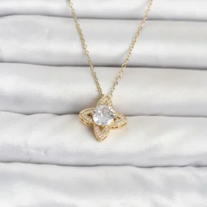 Utterly Good Kadın Kolye 316L Çelik Yonca Model Zirkon Taşlı Gold Kaplama
