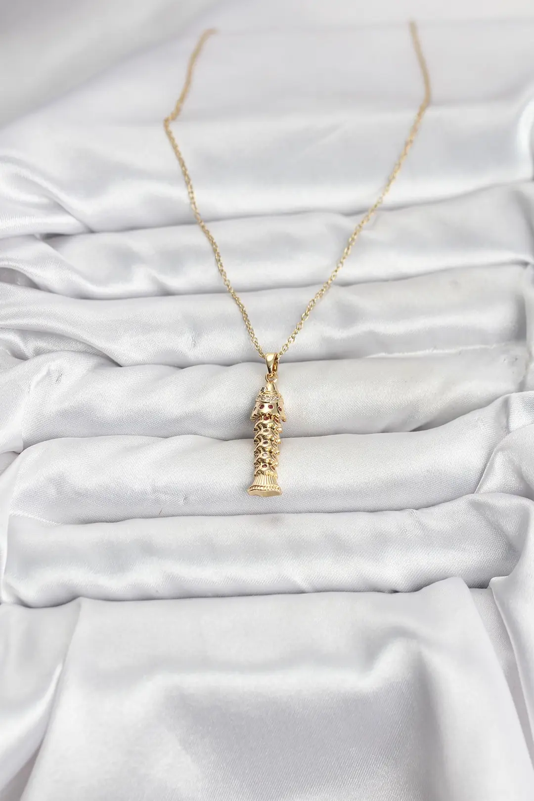 Utterly Good Kadın Kolye 316L Çelik Zirkon Taşlı Balık Model Gold Renk