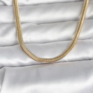 Utterly Good Kadın Kolye Yassı Yılan Zincir Model Altın Kaplama 45 cm