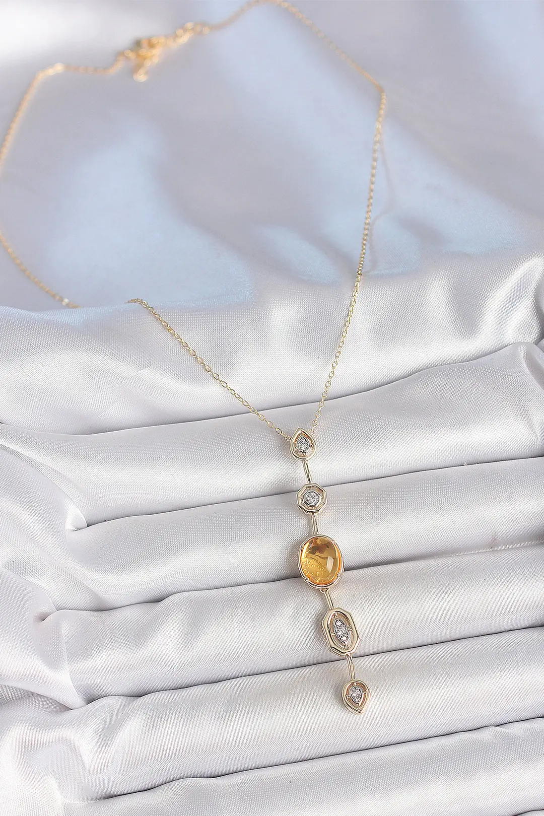 Utterly Good Kadın Y Kolye Gold Kaplama Zirkon Taşlı Kehribar Sarı