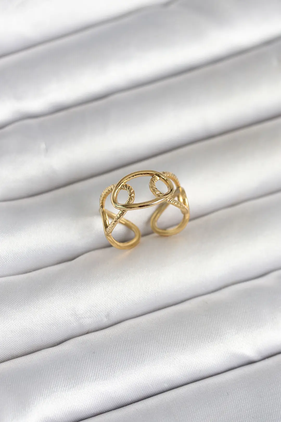 Utterly Good Kadın Yüzük 316L Çelik Gold Kaplama Zincir Model