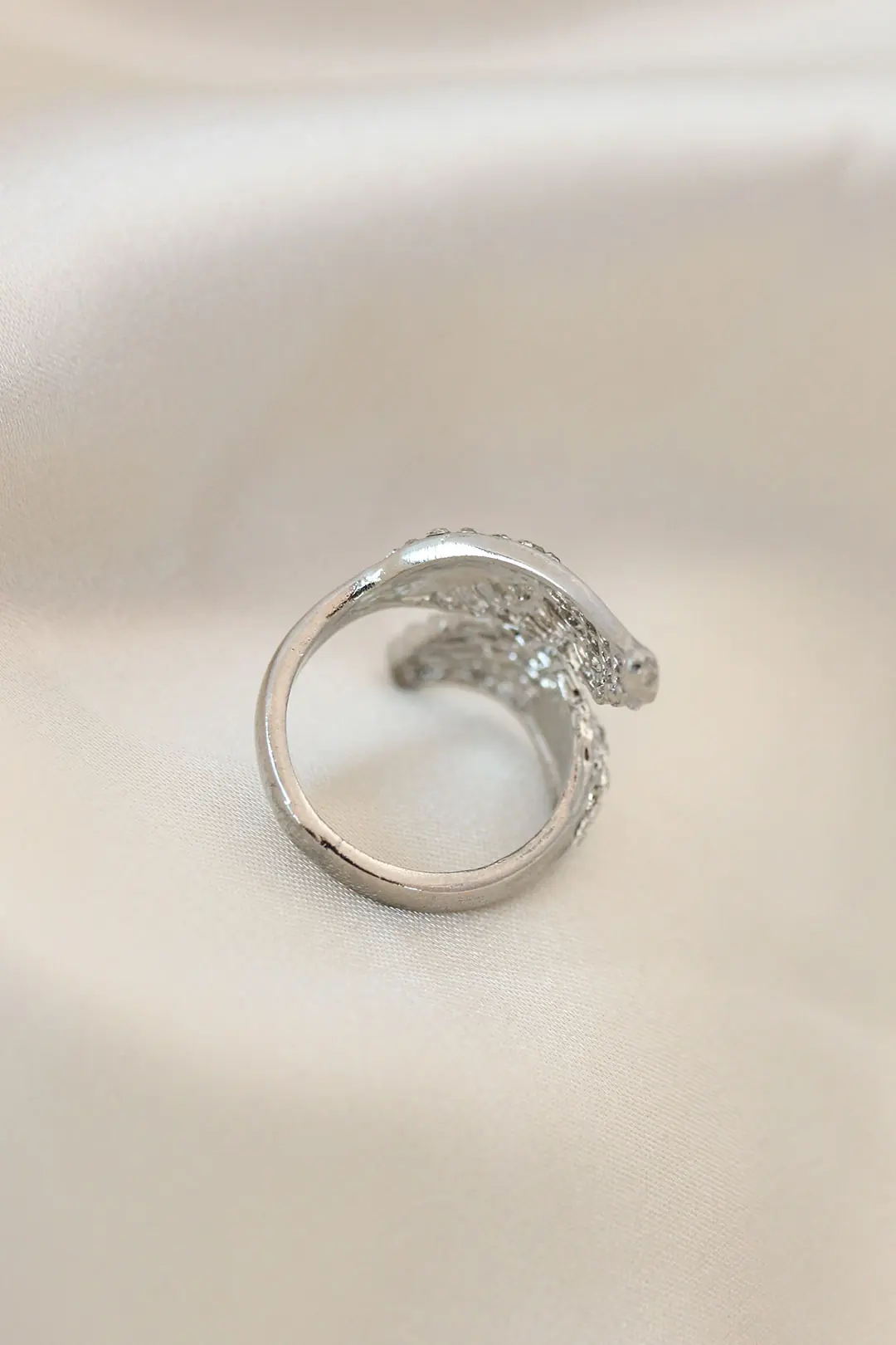 Utterly Good Kanat Model Ayarlanabilir Silver Zirkon Taşlı Yüzük