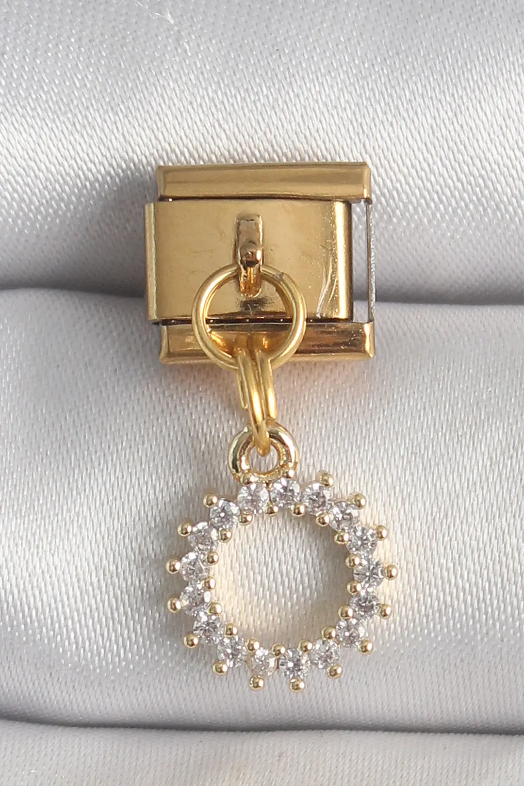Utterly Good Nomination Charm 316L Çelik Zirkon Taşlı Sallantı Güneş Model