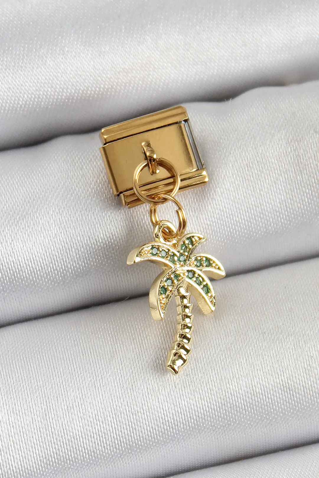 Utterly Good Palmiye Ağacı Charm Zirkon Taşlı 316L Çelik Gold Kaplama