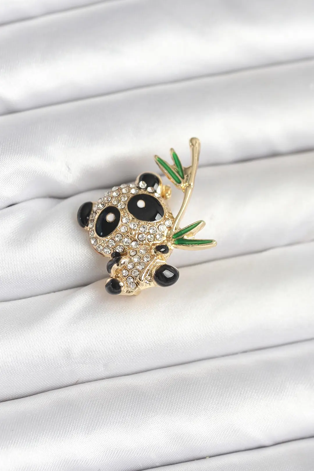 Utterly Good Panda Model Broş Zirkon Taşlı Pirinç Kadın Broş