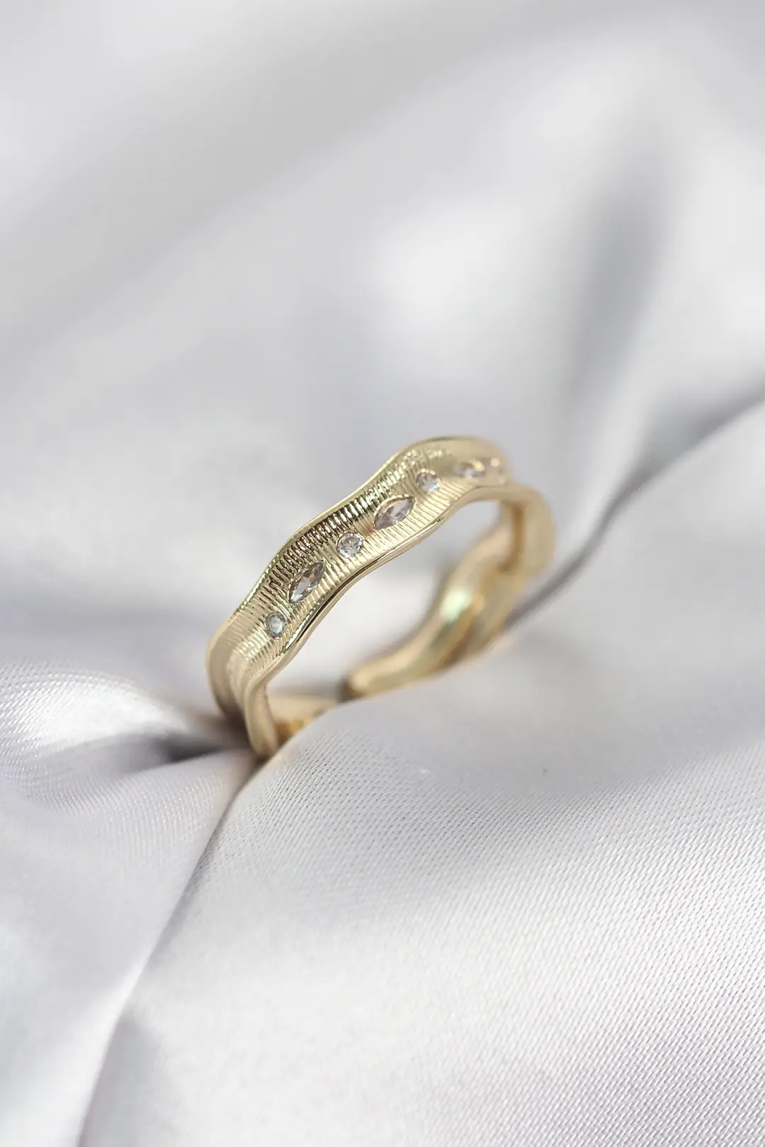 Utterly Good Su Damlası Model Zirkon Taşlı Kadın Yüzük Gold Kaplama