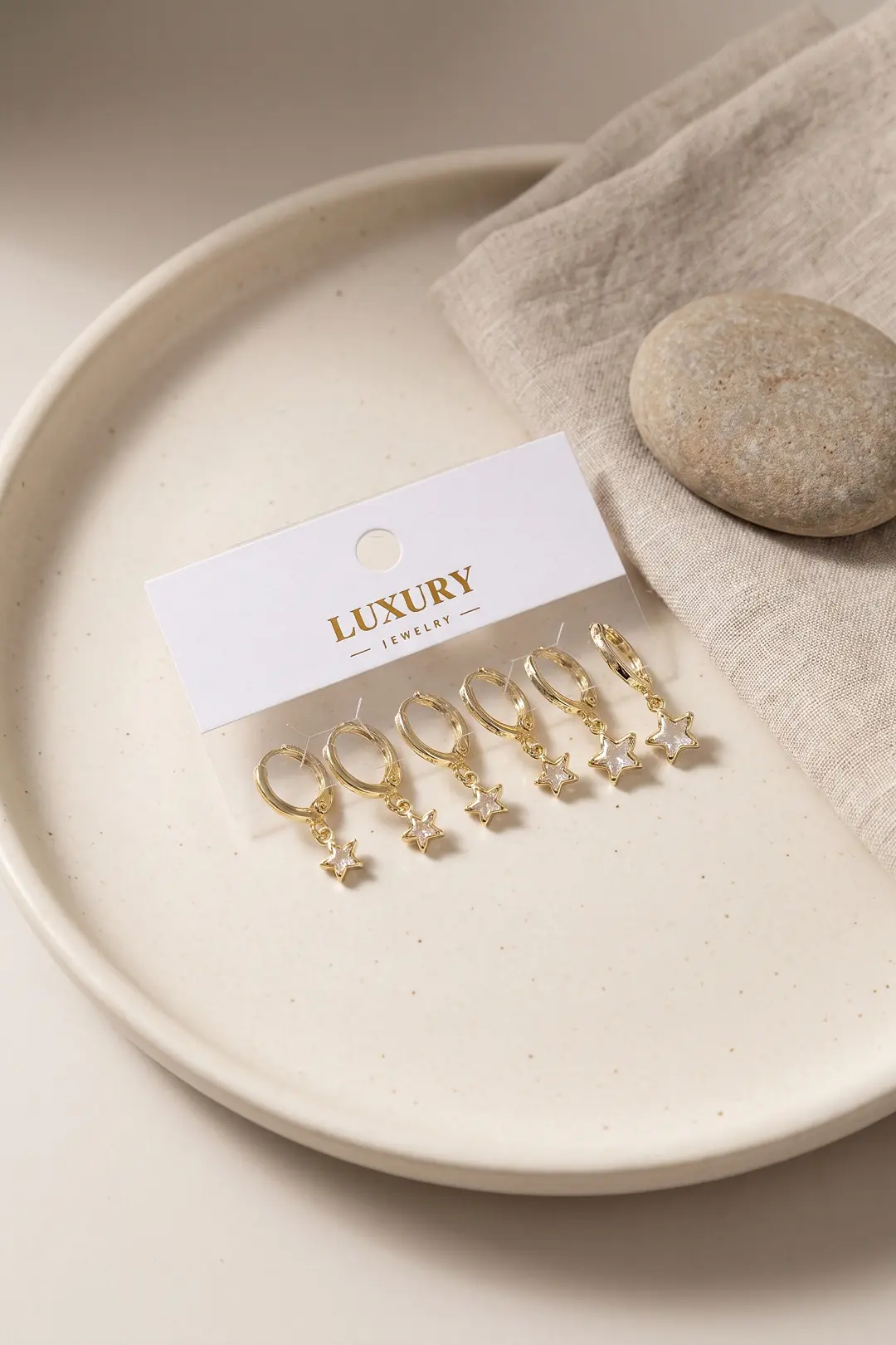 Utterly Good Yıldız Tasarım Zirkon Taşlı Gold Pirinç Set Küpe