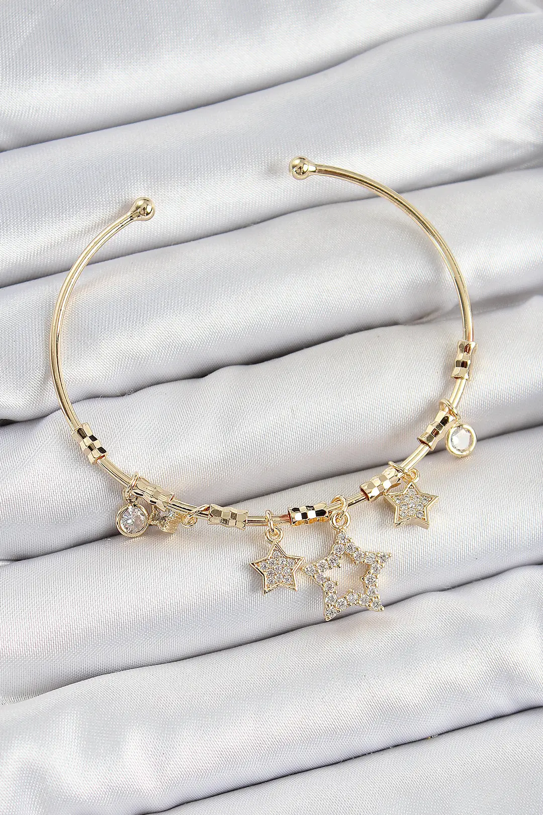 Utterly Good Zirkon Taşlı Yıldız Charm Bileklik Gold Renk Pirinç