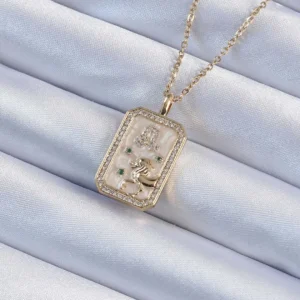 Utterly Good Çelik Kolye Gold Zirkon Taşlı Aslan Figürlü Tarot Tasarım