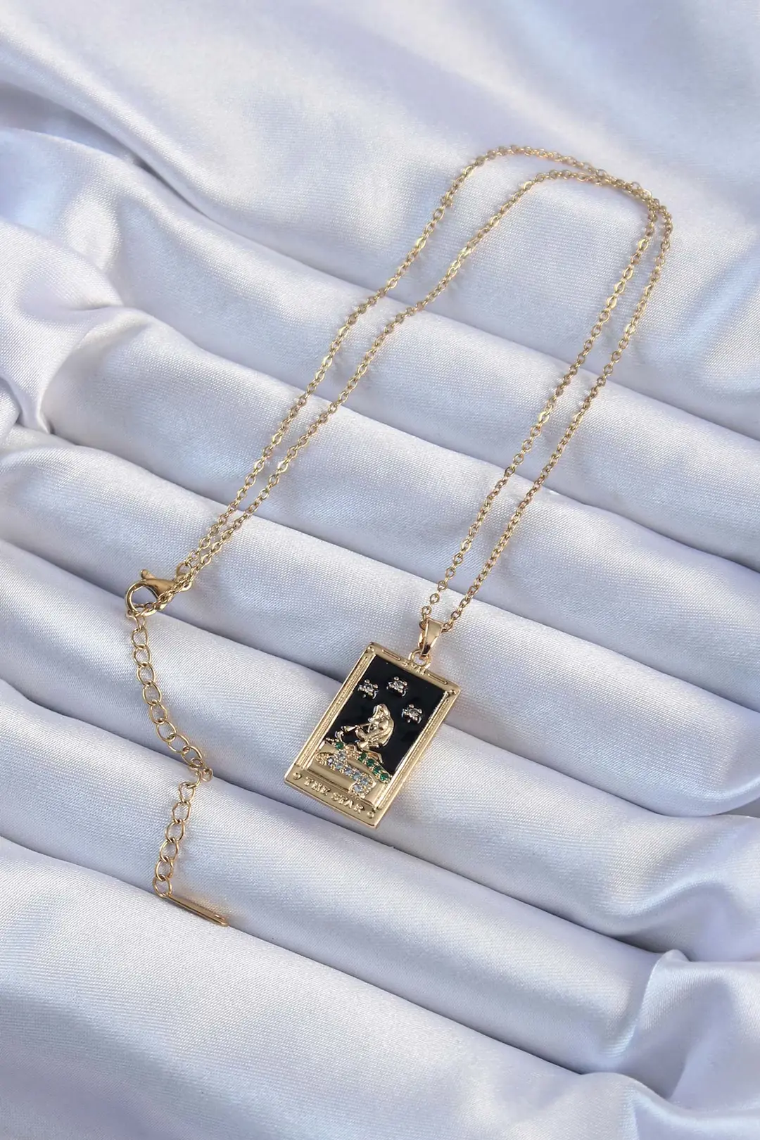 Utterly Good Çelik Kolye Zirkon Taşlı Siyah Mineli Kız Figürlü Tarot
