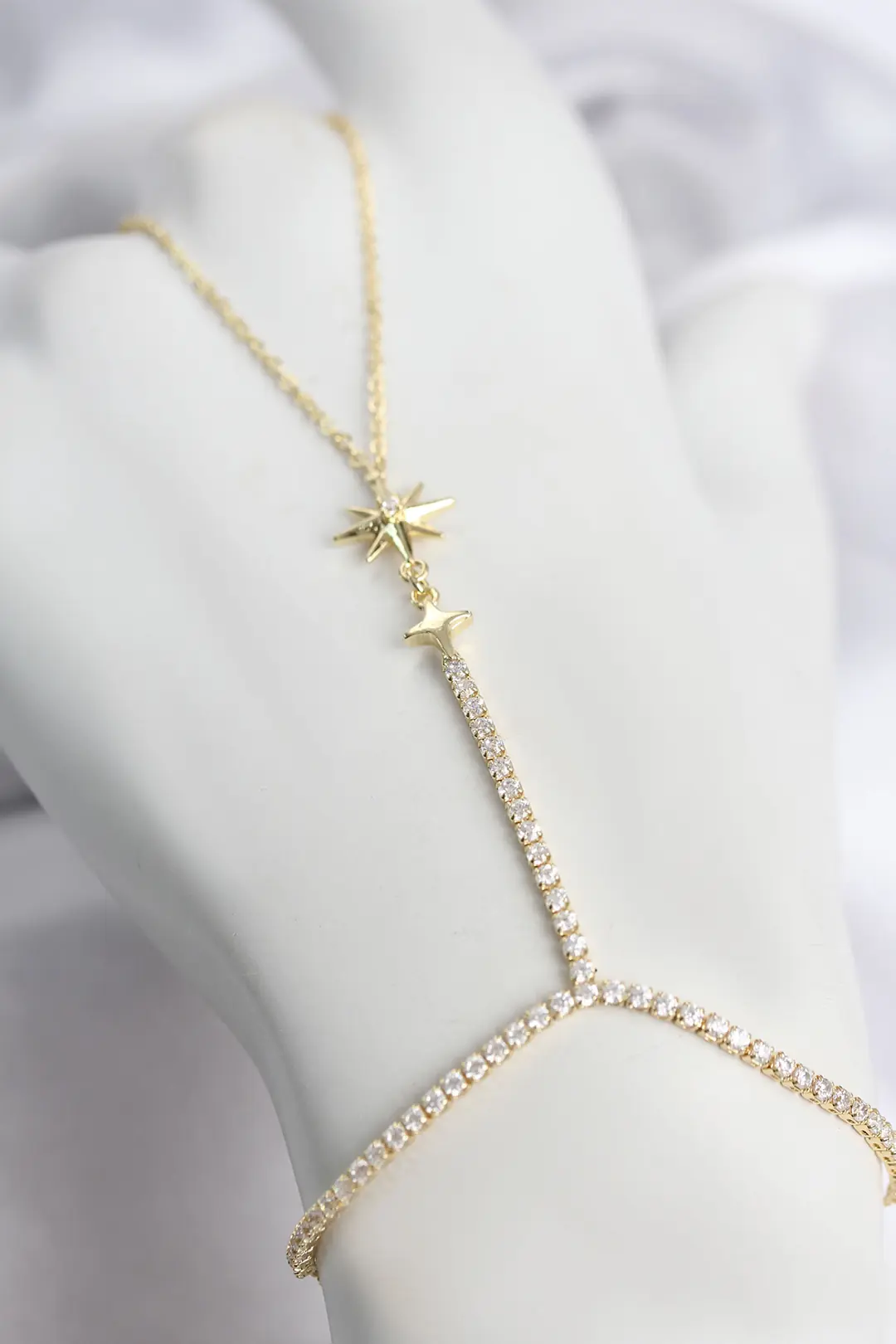 Utterly Good Şahmeran Kutup Yıldızı Model Gold Renk Zirkon Taşlı Pirinç Kolye