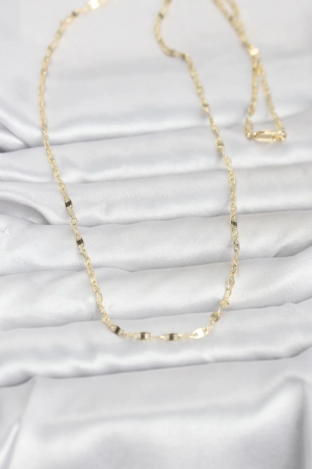 Utterly Good 14K Gold Kaplama Yassı Gemici Zincir Kolye 60 cm