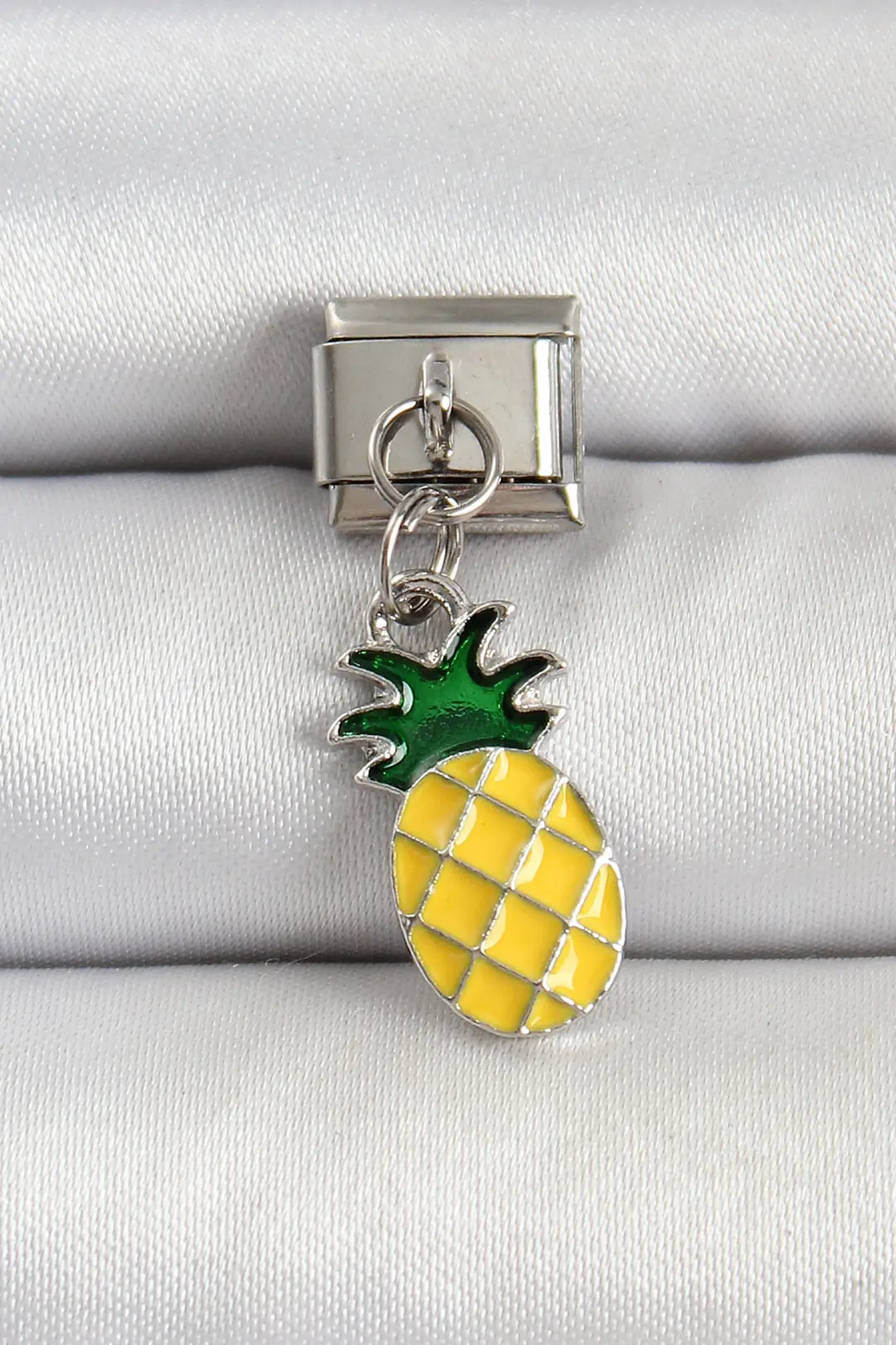 Utterly Good 316L Çelik Ananas Model Nomination Charm Gümüş Renk
