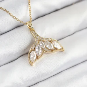 Utterly Good 316L Çelik Balık Kuyruğu Kolye Zirkon Taşlı Gold Kadın