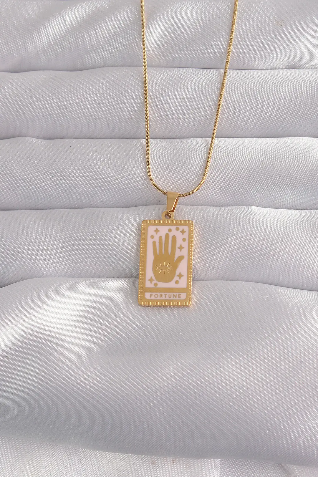 Utterly Good 316L Çelik Gold Kaplama Pembe Mineli El Figürü Tarot Kolye