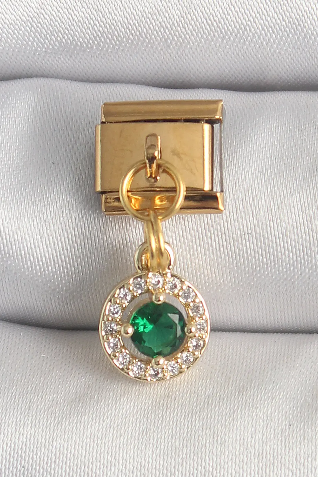 Utterly Good 316L Çelik Gold Kaplama Yeşil Zirkon Taşlı Sallantılı Nomination Charm