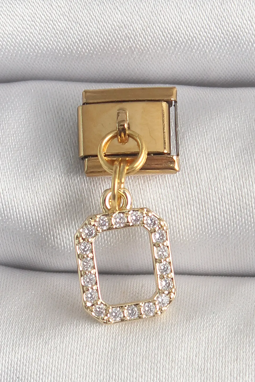 Utterly Good 316L Çelik Gold Kare Zirkon Taşlı Sallantılı Nomination Charm