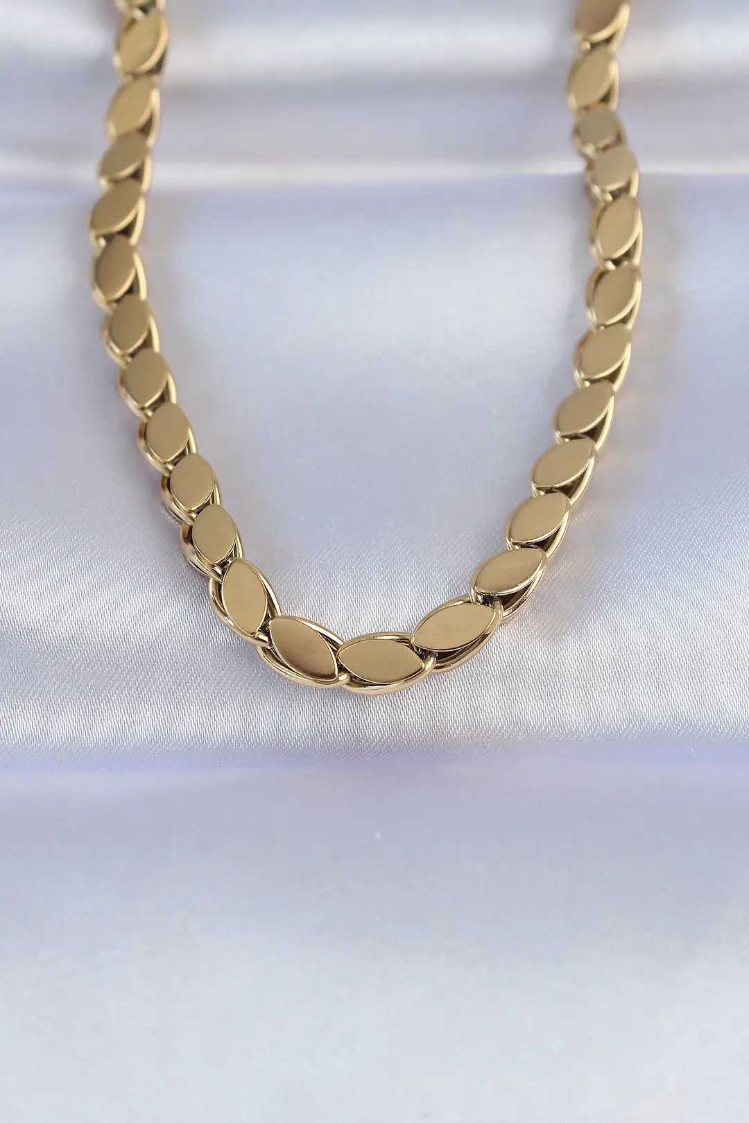 Utterly Good 316L Çelik Gold Renk Arpa Model Zincir Kolye