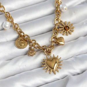 Utterly Good 316L Çelik Gold Renk Charmlı Kadın Kolye