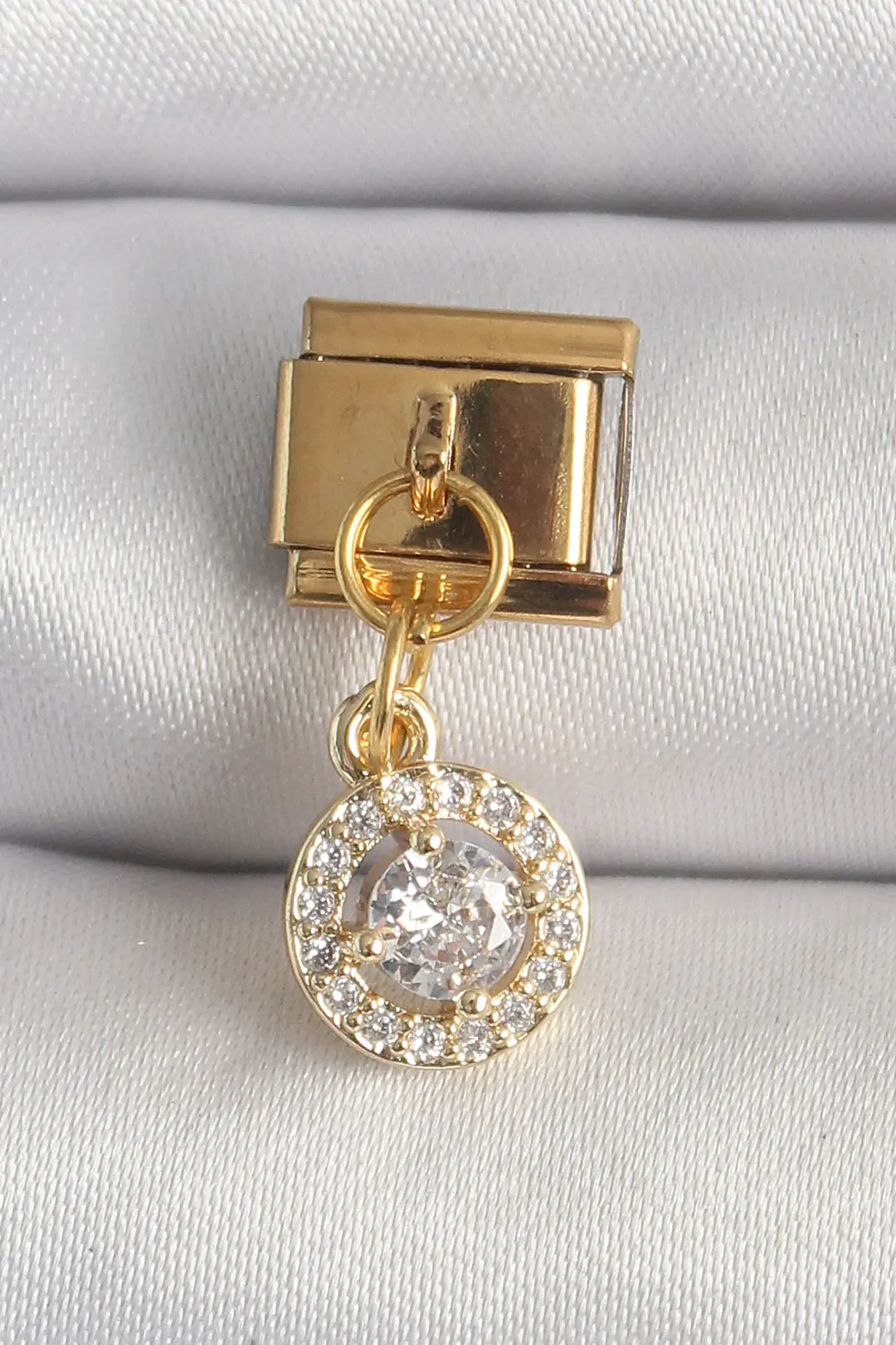 Utterly Good 316L Çelik Gold Sallantı Daire Zirkon Taşlı Nomination Charm