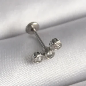 Utterly Good 316L Çelik Gümüş Renk Zirkon Taşlı Tragus Piercing