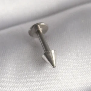 Utterly Good 316L Çelik Gümüş Renk Çivi Model Piercing Standart Beden