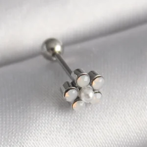 Utterly Good 316L Çelik Gümüş Zirkon Taşlı Çiçek Model Tragus Piercing