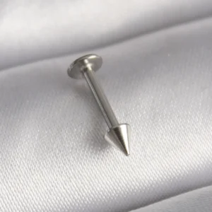 Utterly Good 316L Çelik Gümüş Çivi Model Piercing Standart Beden