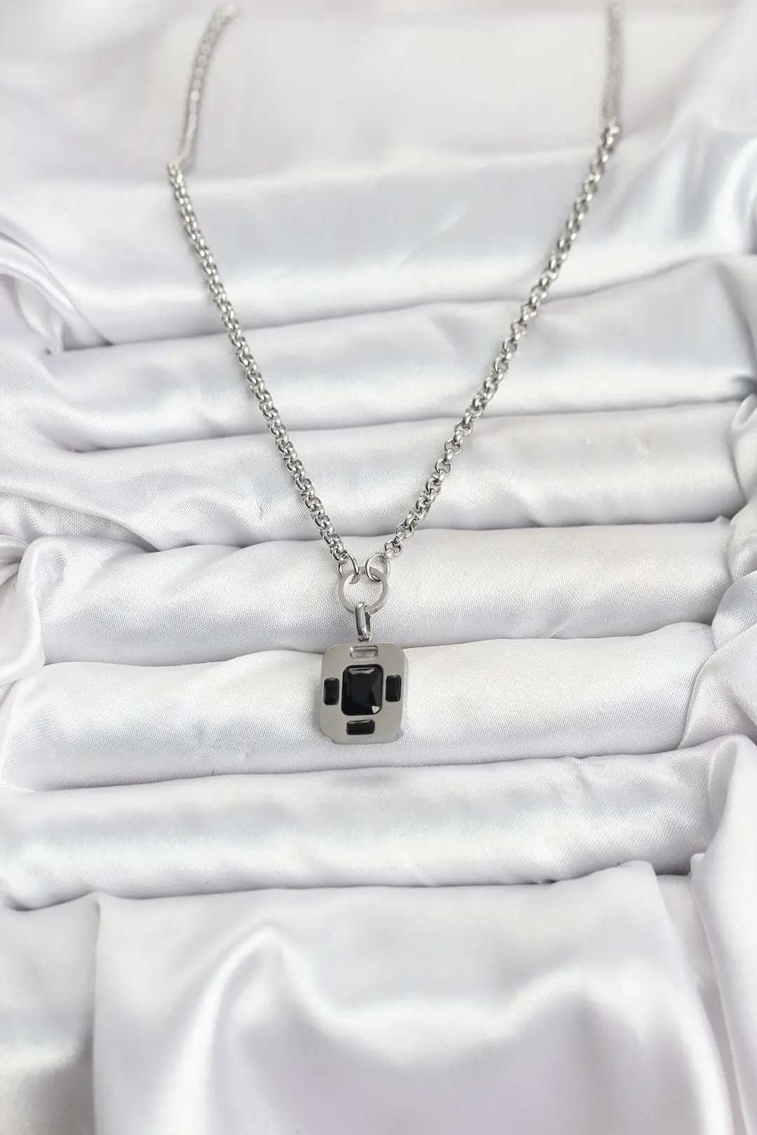 Utterly Good 316L Çelik Kolye Gümüş Vintage Kristal Taşlı Kadın