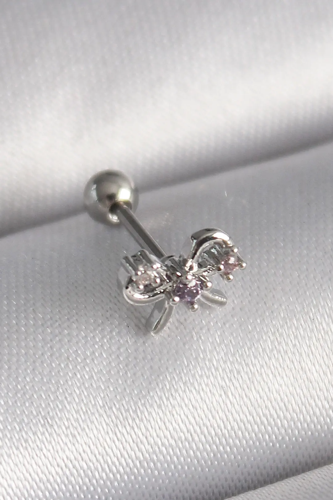 Utterly Good 316L Çelik Kurdele Tragus Piercing Zirkon Taşlı Gümüş Renk