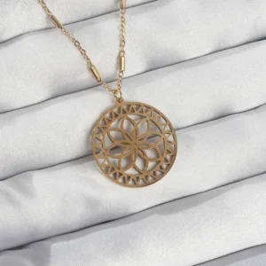 Utterly Good 316L Çelik Lotus Model Kolye Gold Renk Zincir Tasarım