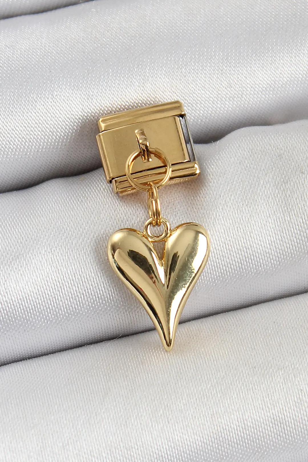 Utterly Good 316L Çelik Sallantılı Kalp Charm Gold Renk Nomination Uyumlu