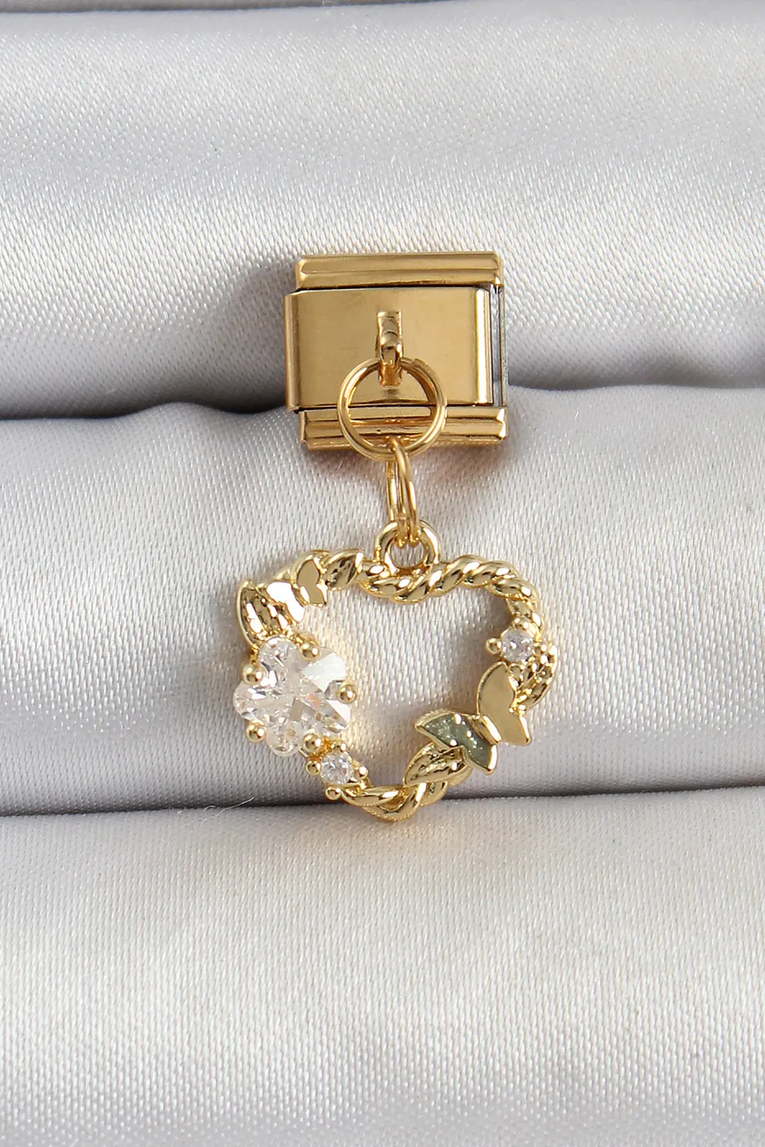 Utterly Good 316L Çelik Sallantılı Zirkon Taşlı Kalp Charm Gold Renk
